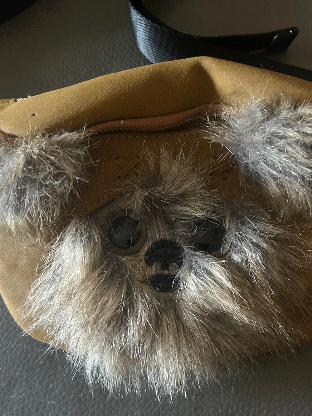 Loungefly x Star Wars Ewok fanny pack EUC Collectible Rare